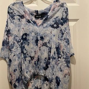 Floral crop top fab’rik